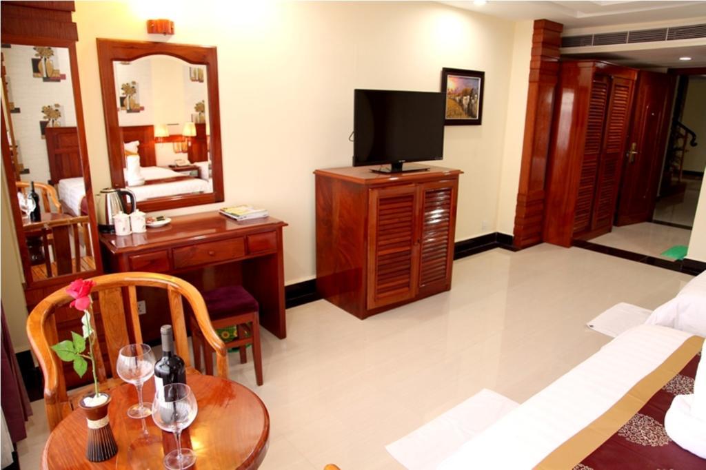 Huang Ting Hotel Πνομ Πενχ Εξωτερικό φωτογραφία