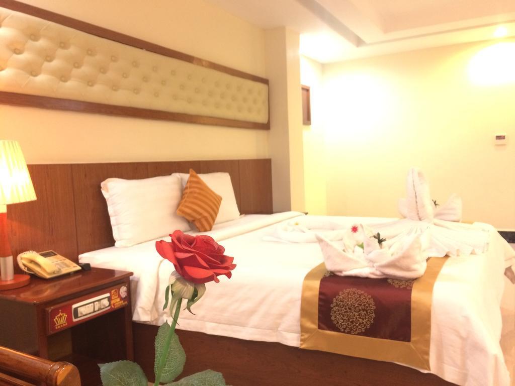 Huang Ting Hotel Πνομ Πενχ Εξωτερικό φωτογραφία